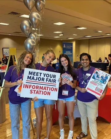 A photo of student leaders at the Meet Your Major Fair.